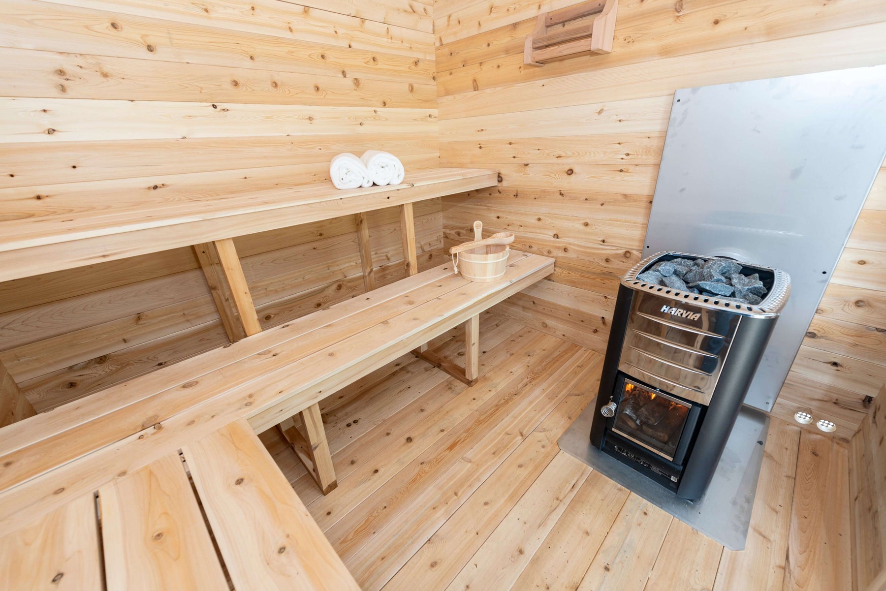 Dundalk CT Georgian 6 Person Outdoor Sauna CTC88W